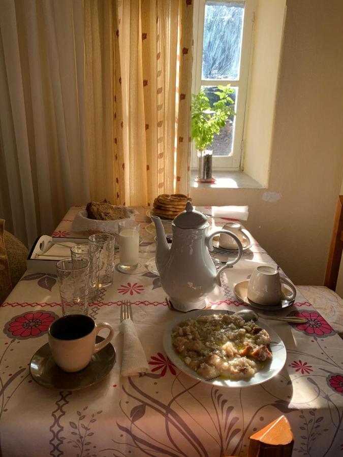 Lori'S Traditional House ジロカストラ エクステリア 写真